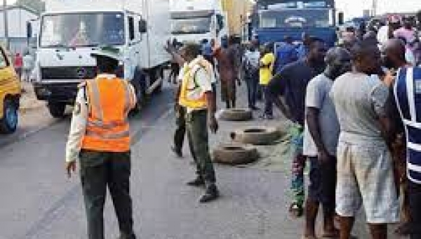 2 die, 15 injured in Lagos-Ibadan expressway accident